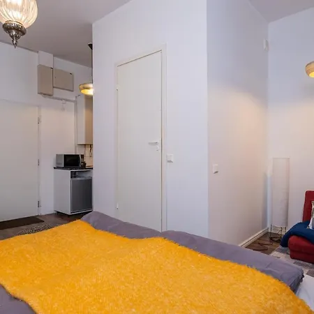 Apartment Cozy Downtown Fredrikinkatu Wi-fi *