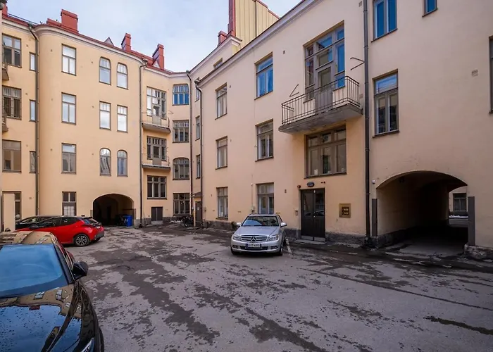 Cozy Downtown Fredrikinkatu Wi-fi Apartment *