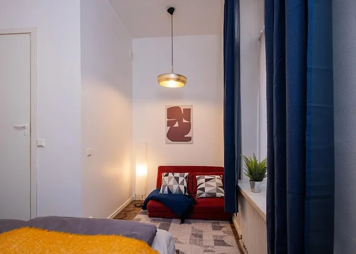 Cozy Downtown Fredrikinkatu Wi-fi Apartment *
