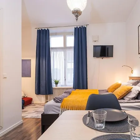 Cozy Downtown Fredrikinkatu Wi-fi * Helsinki